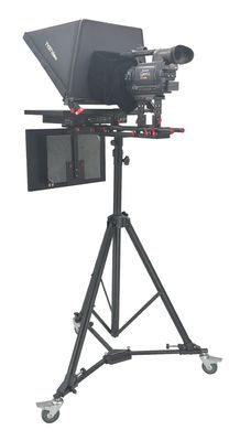 Δύο μεγάλες οθόνες Teleprompter για το Studio News Broadcasting Campus TV Station Μαύρο