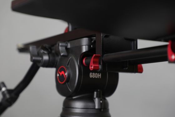 24 ιντσών Teleprompter Studio με 300 Nit Monitor φωτεινότητα και τηλεχειριστήριο καλωδίου