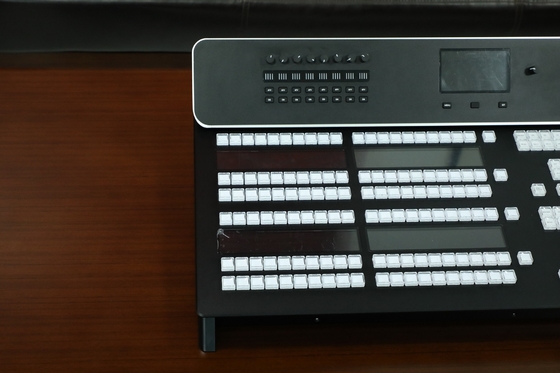 Πίνακα ελέγχου TYST της σειράς BlackMagic ATEM Constellation και Television Studio